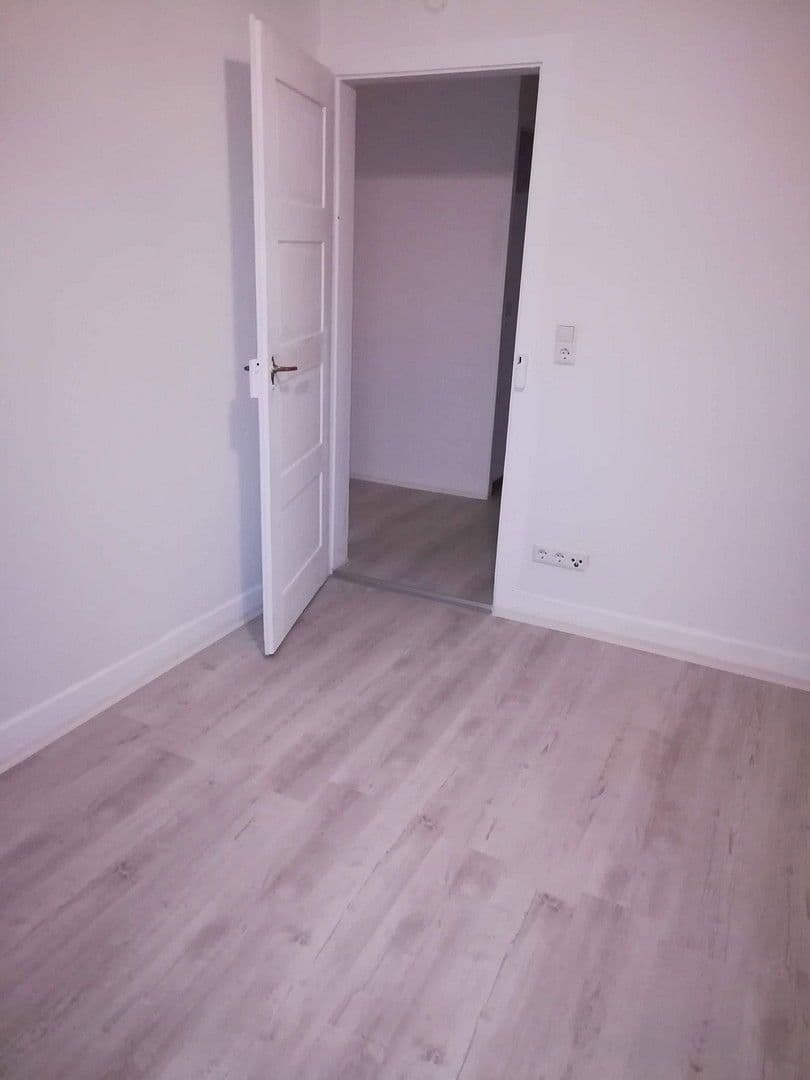 Prenájom bytu 4-izbový 91 m², Plüderhausen, Bádensko-Wurttembersko Prenájom bytu 4-izbový 91 m², Plüderhausen, Bádensko-Wurttembersko