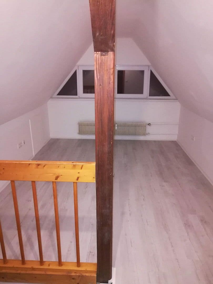 Prenájom bytu 4-izbový 91 m², Plüderhausen, Bádensko-Wurttembersko Prenájom bytu 4-izbový 91 m², Plüderhausen, Bádensko-Wurttembersko