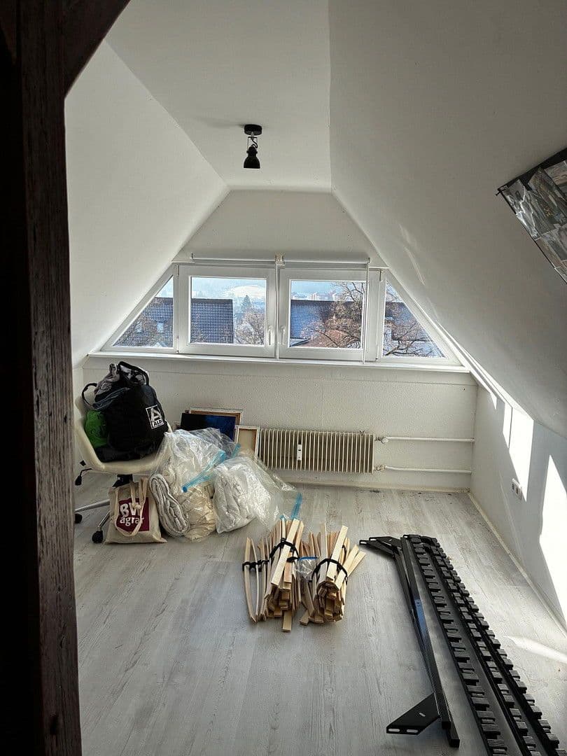 Prenájom bytu 4-izbový 91 m², Plüderhausen, Bádensko-Wurttembersko Prenájom bytu 4-izbový 91 m², Plüderhausen, Bádensko-Wurttembersko