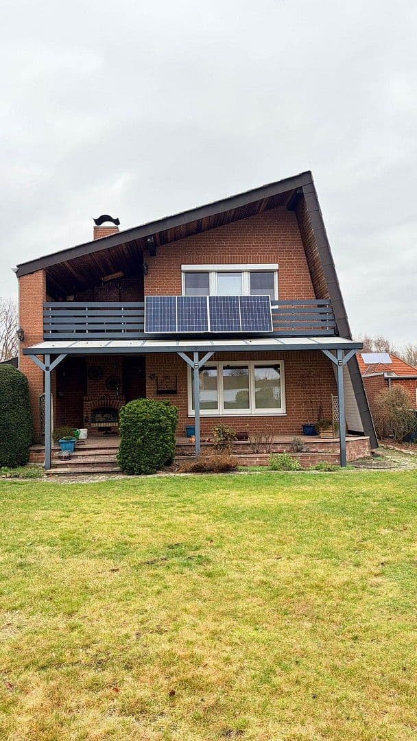 Predaj domu 160 m², pozemek 695 m², Nienburg/Weser, Dolné Sasko Predaj domu 160 m², pozemek 695 m², Nienburg/Weser, Dolné Sasko
