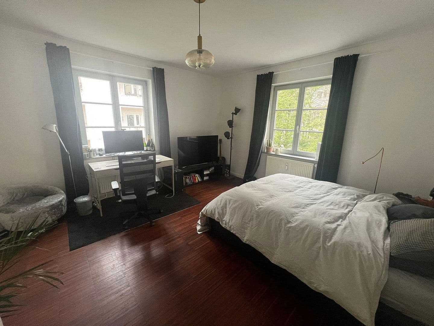 Prenájom bytu 6-izbový 197 m², München, Bavorsko Prenájom bytu 6-izbový 197 m², München, Bavorsko