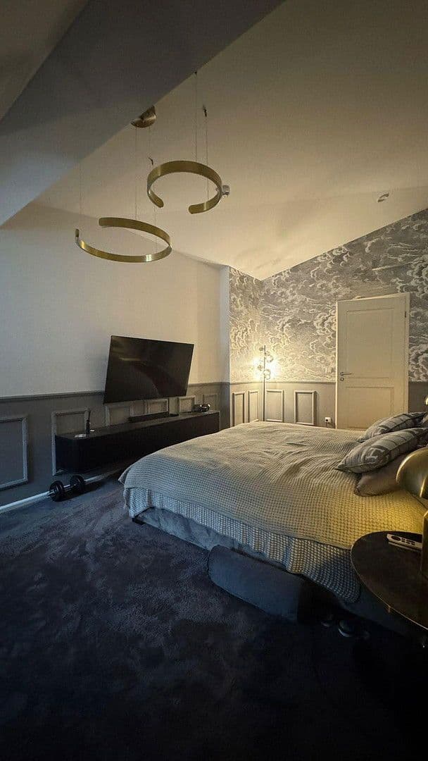 Prenájom bytu 6-izbový 197 m², München, Bavorsko Prenájom bytu 6-izbový 197 m², München, Bavorsko