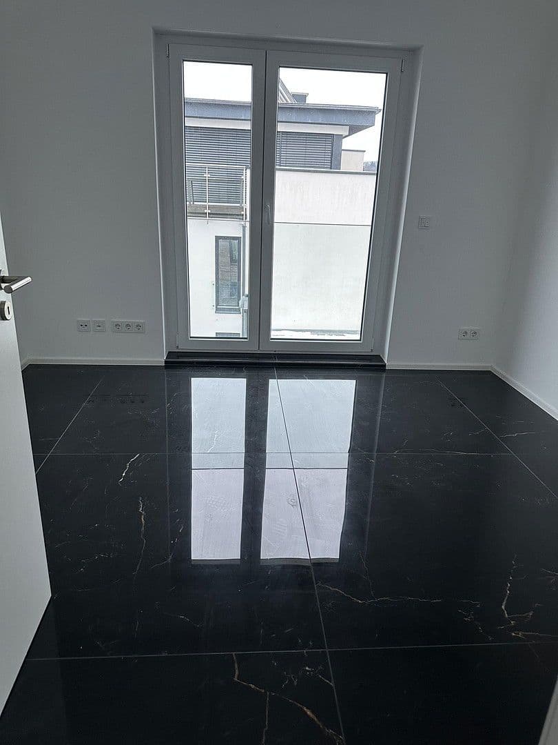 Prenájom bytu 4-izbový 146 m², Dortmund, Severné Porýnie - Westfálsko Prenájom bytu 4-izbový 146 m², Dortmund, Severné Porýnie - Westfálsko