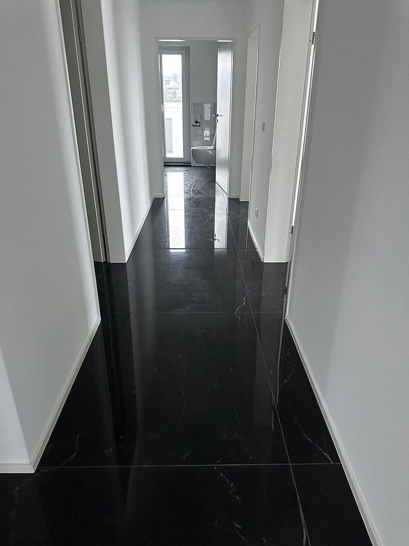 Prenájom bytu 4-izbový 146 m², Dortmund, Severné Porýnie - Westfálsko Prenájom bytu 4-izbový 146 m², Dortmund, Severné Porýnie - Westfálsko