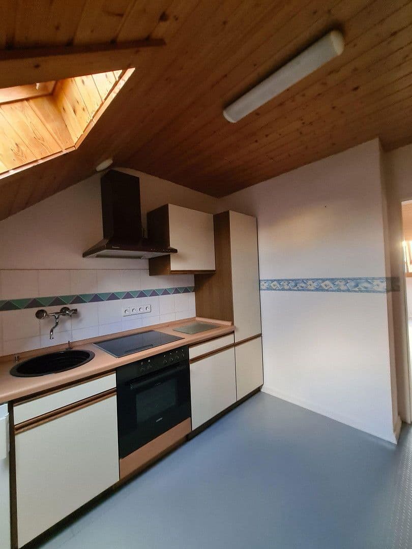 Prenájom bytu 2-izbový 63 m², Bruchköbel, Hesensko Prenájom bytu 2-izbový 63 m², Bruchköbel, Hesensko