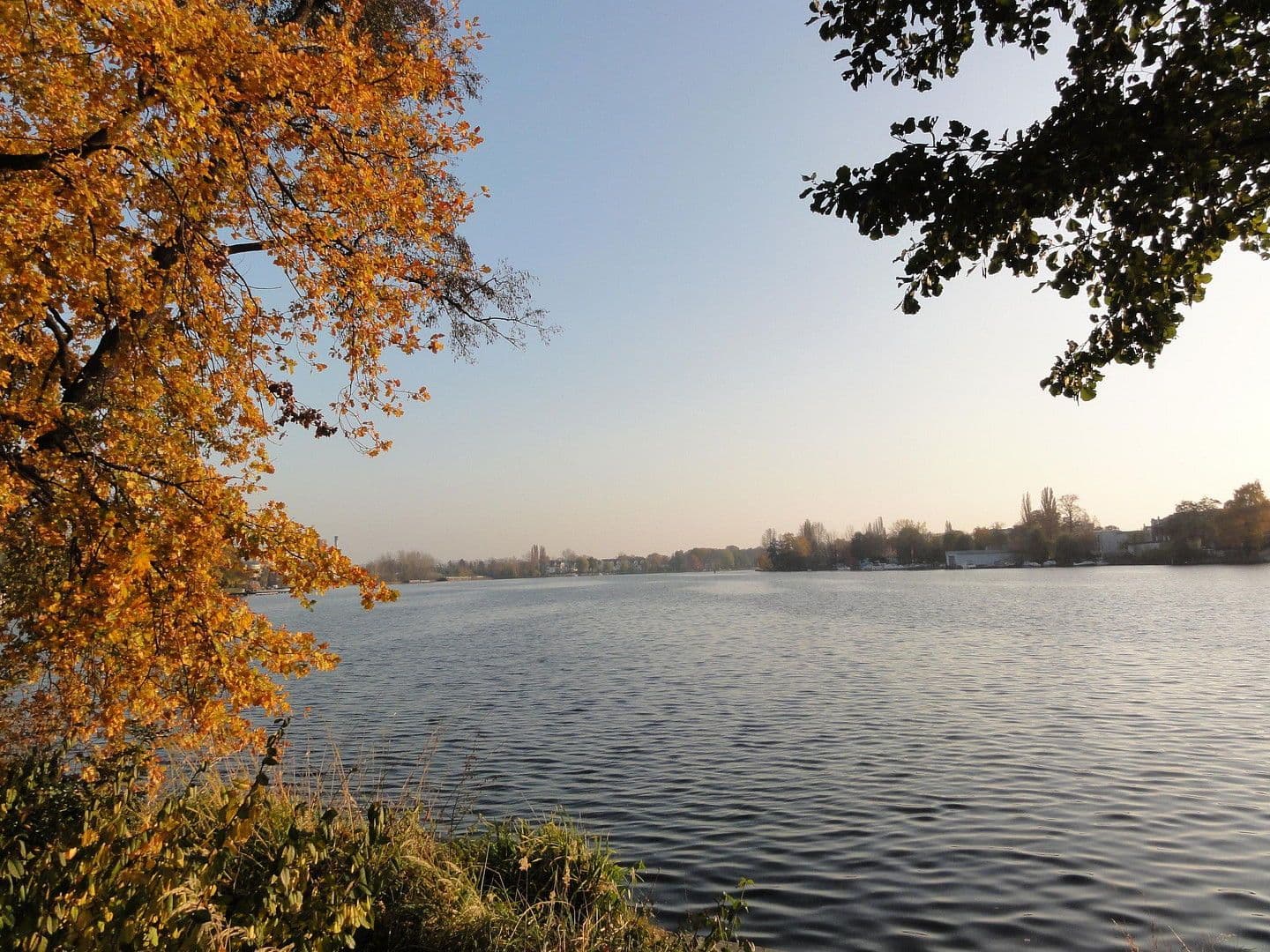 Prenájom bytu 3-izbový 95 m², Ostendorfstraße 37, Berlin, Berlín Prenájom bytu 3-izbový 95 m², Ostendorfstraße 37, Berlin, Berlín