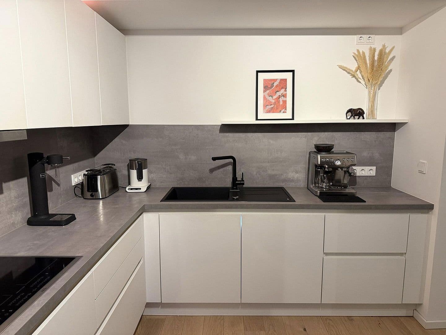 Prenájom bytu 3-izbový 95 m², Ostendorfstraße 37, Berlin, Berlín Prenájom bytu 3-izbový 95 m², Ostendorfstraße 37, Berlin, Berlín