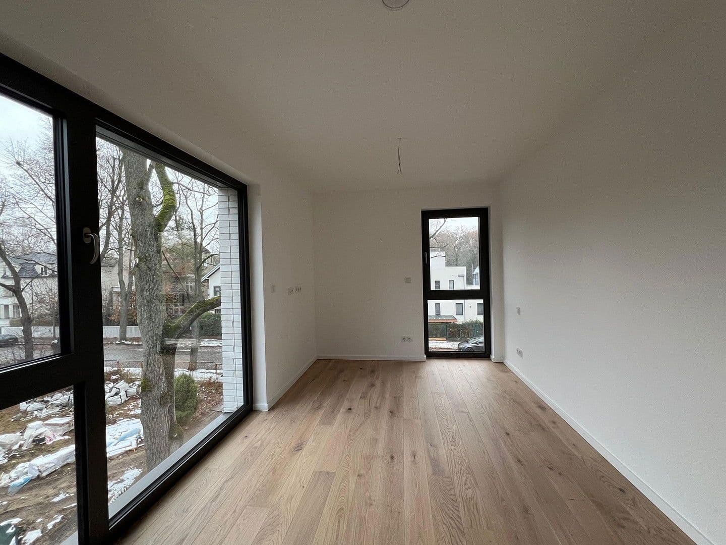Prenájom bytu 3-izbový 95 m², Ostendorfstraße 37, Berlin, Berlín Prenájom bytu 3-izbový 95 m², Ostendorfstraße 37, Berlin, Berlín