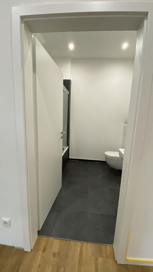 Prenájom bytu 3-izbový 75 m², Kirchstraße 3, Langenargen, Bádensko-Wurttembersko Prenájom bytu 3-izbový 75 m², Kirchstraße 3, Langenargen, Bádensko-Wurttembersko