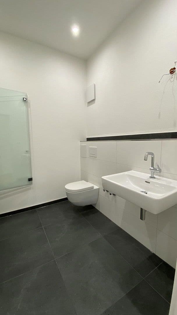 Prenájom bytu 3-izbový 75 m², Kirchstraße 3, Langenargen, Bádensko-Wurttembersko Prenájom bytu 3-izbový 75 m², Kirchstraße 3, Langenargen, Bádensko-Wurttembersko