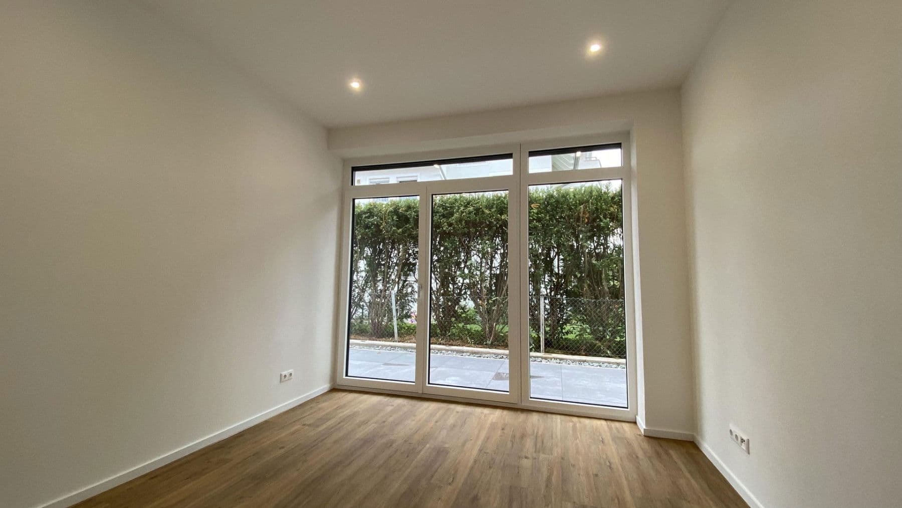 Prenájom bytu 3-izbový 75 m², Kirchstraße 3, Langenargen, Bádensko-Wurttembersko Prenájom bytu 3-izbový 75 m², Kirchstraße 3, Langenargen, Bádensko-Wurttembersko