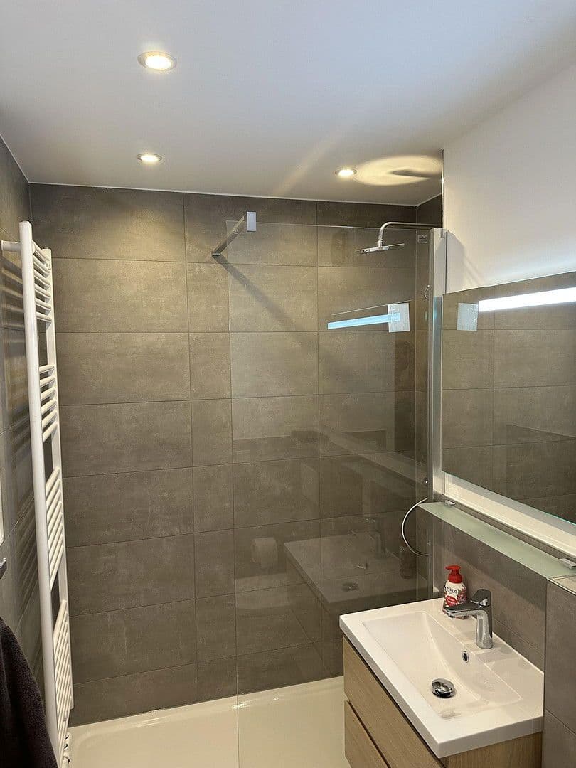 Prenájom bytu 1-izbový 35 m², Mittlelerer Hasenpfad, Frankfurt am Main, Hesensko Prenájom bytu 1-izbový 35 m², Mittlelerer Hasenpfad, Frankfurt am Main, Hesensko