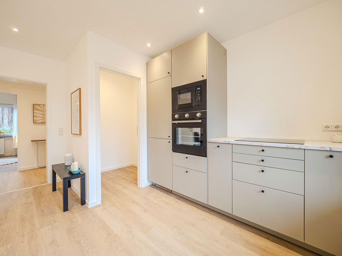 Prenájom bytu 3-izbový 80 m², Gottenheimer Str. 3, Freiburg im Breisgau, Bádensko-Wurttembersko Prenájom bytu 3-izbový 80 m², Gottenheimer Str. 3, Freiburg im Breisgau, Bádensko-Wurttembersko