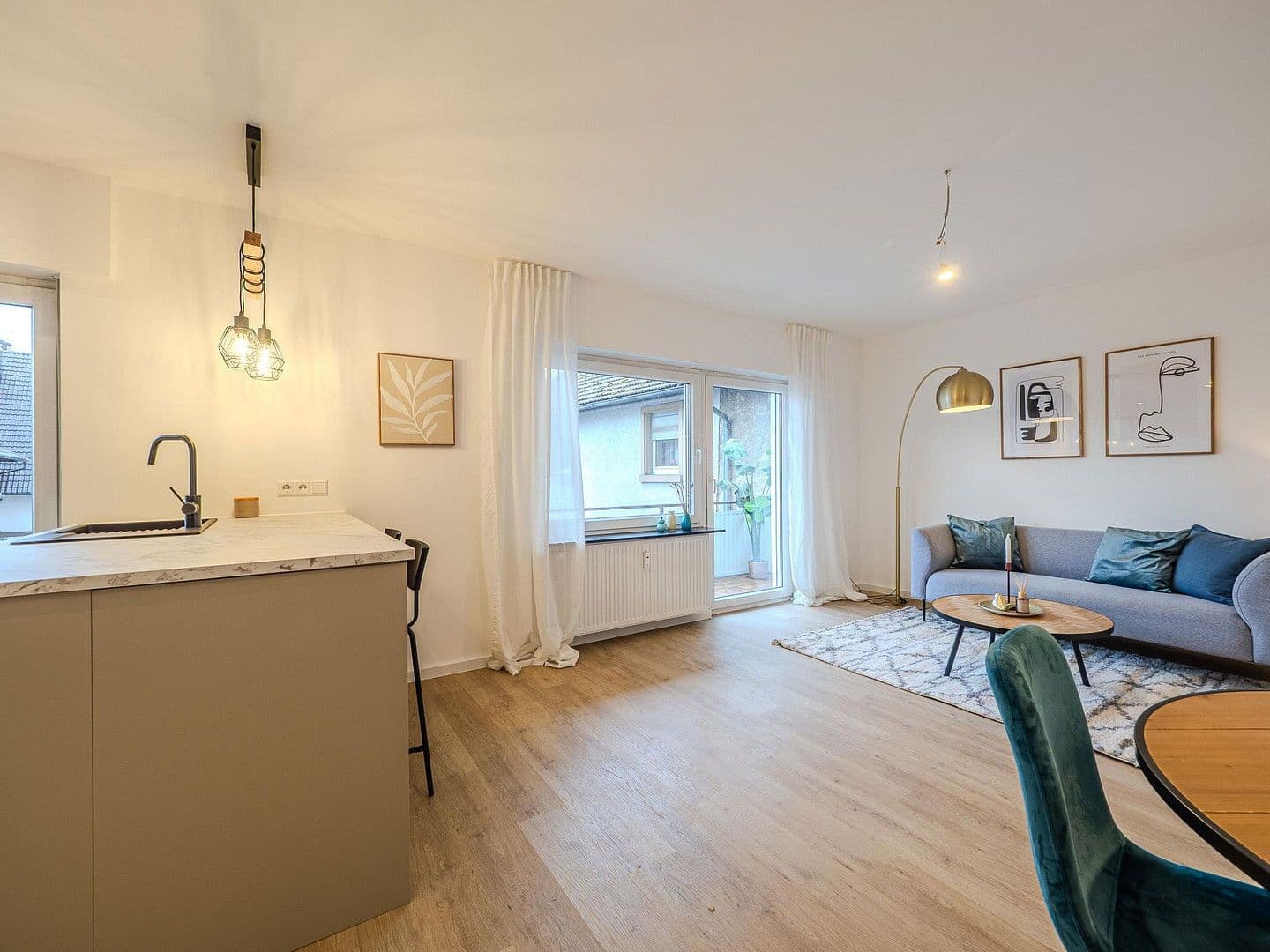 Prenájom bytu 3-izbový 80 m², Gottenheimer Str. 3, Freiburg im Breisgau, Bádensko-Wurttembersko Prenájom bytu 3-izbový 80 m², Gottenheimer Str. 3, Freiburg im Breisgau, Bádensko-Wurttembersko