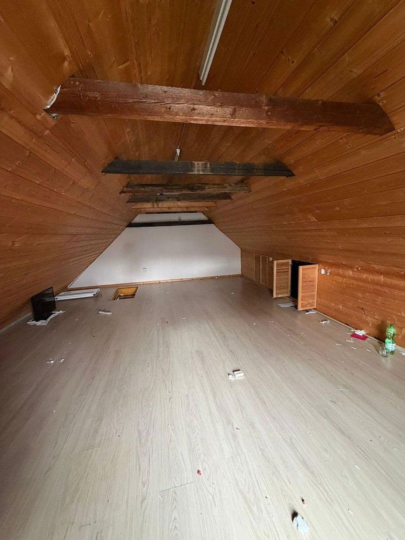 Prenájom domu 100 m², pozemek 150 m², Bremer Str.44, Osnabrück, Dolné Sasko Prenájom domu 100 m², pozemek 150 m², Bremer Str.44, Osnabrück, Dolné Sasko