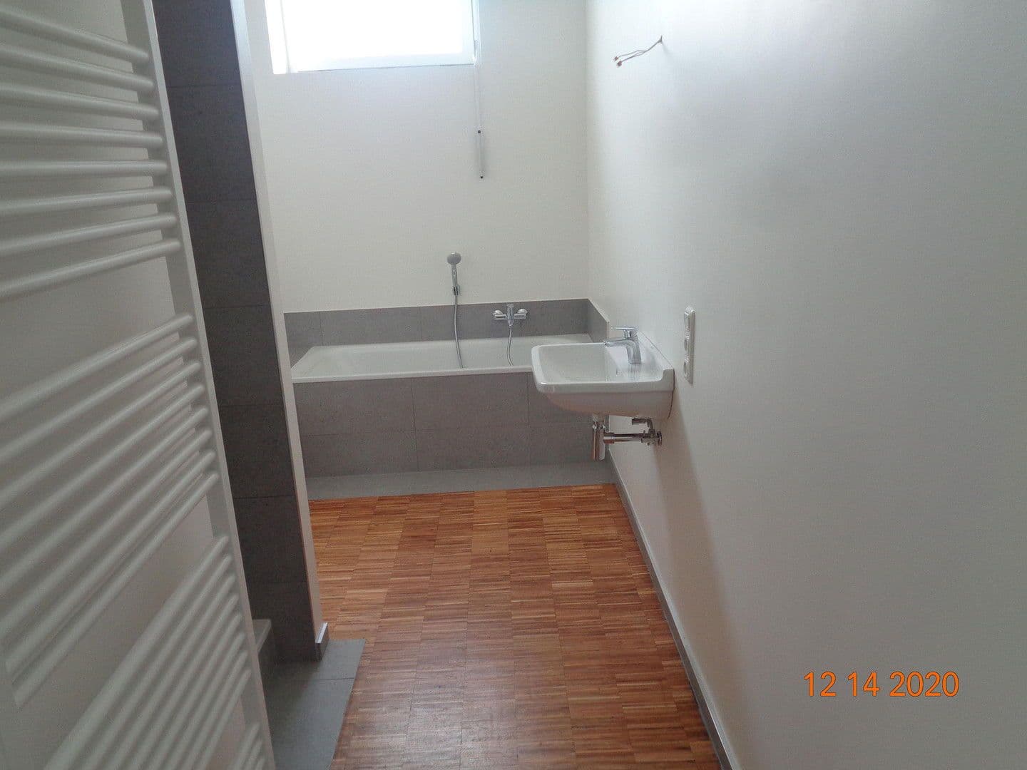 Prenájom bytu 4-izbový 125 m², Würzburg, Bavorsko Prenájom bytu 4-izbový 125 m², Würzburg, Bavorsko