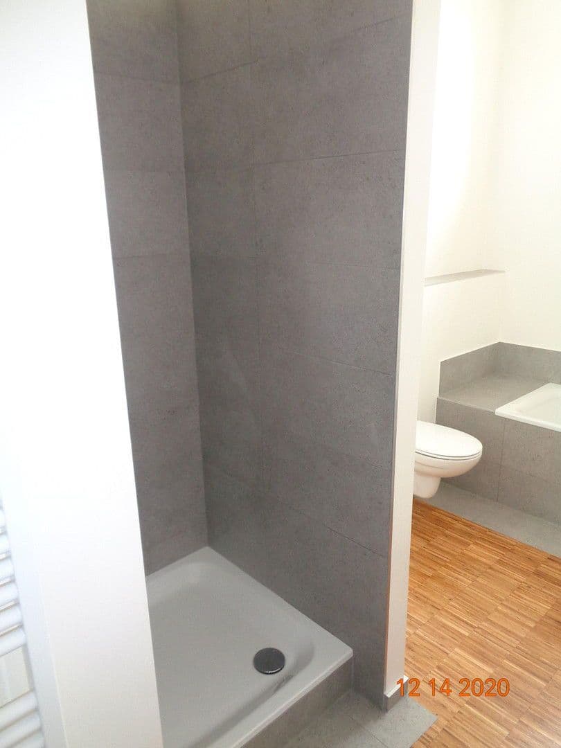 Prenájom bytu 4-izbový 125 m², Würzburg, Bavorsko Prenájom bytu 4-izbový 125 m², Würzburg, Bavorsko