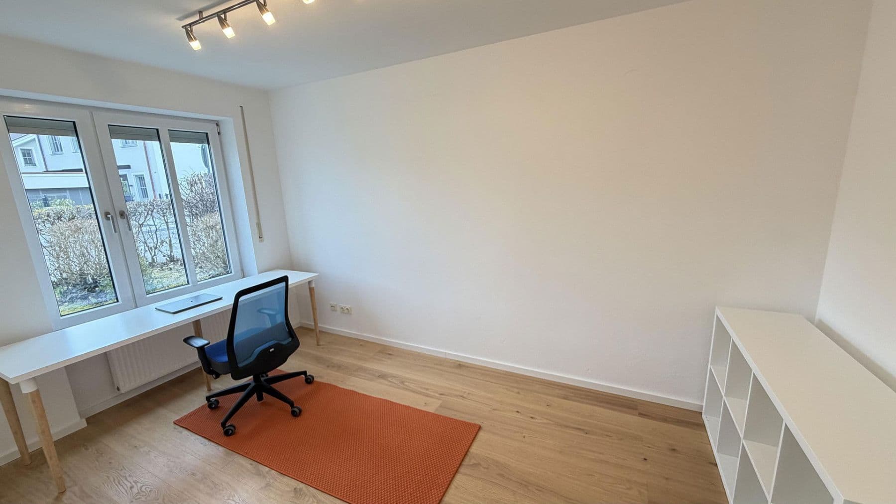 Prenájom kancelárie 11 m², Hirtenweg 6, Grünwald, Bavorsko Prenájom kancelárie 11 m², Hirtenweg 6, Grünwald, Bavorsko