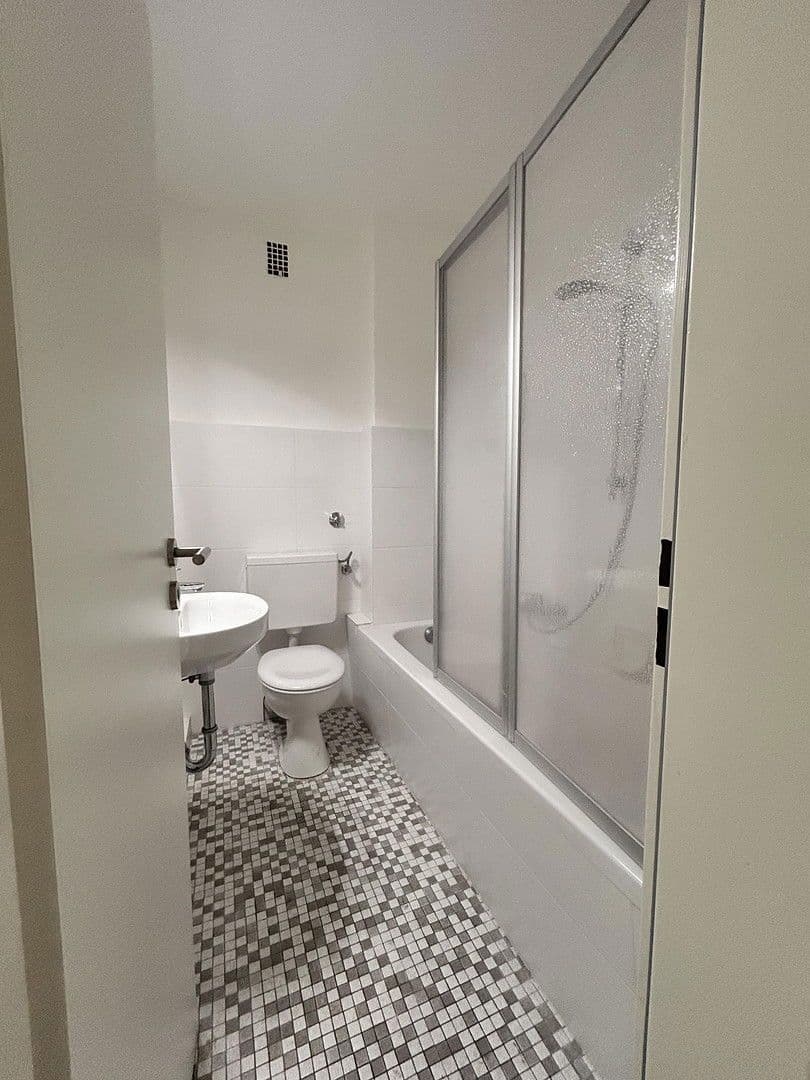 Prenájom bytu 3-izbový 63 m², Natruperstr. 130 D, Osnabrück, Dolné Sasko Prenájom bytu 3-izbový 63 m², Natruperstr. 130 D, Osnabrück, Dolné Sasko