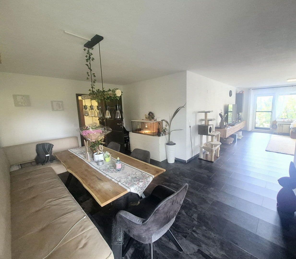 Predaj bytu 3-izbový 98 m², Aalen, Bádensko-Wurttembersko Predaj bytu 3-izbový 98 m², Aalen, Bádensko-Wurttembersko