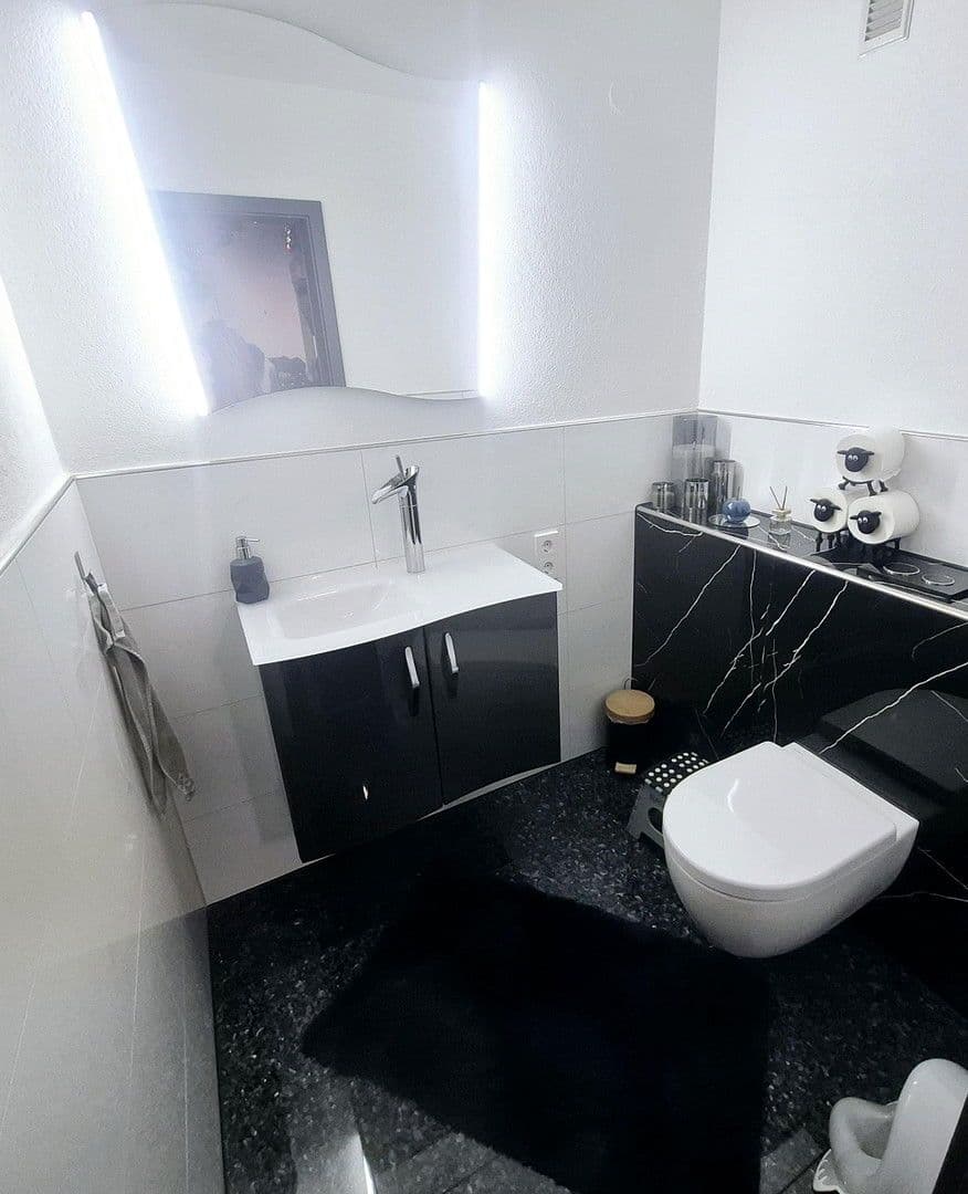 Predaj bytu 3-izbový 98 m², Aalen, Bádensko-Wurttembersko Predaj bytu 3-izbový 98 m², Aalen, Bádensko-Wurttembersko