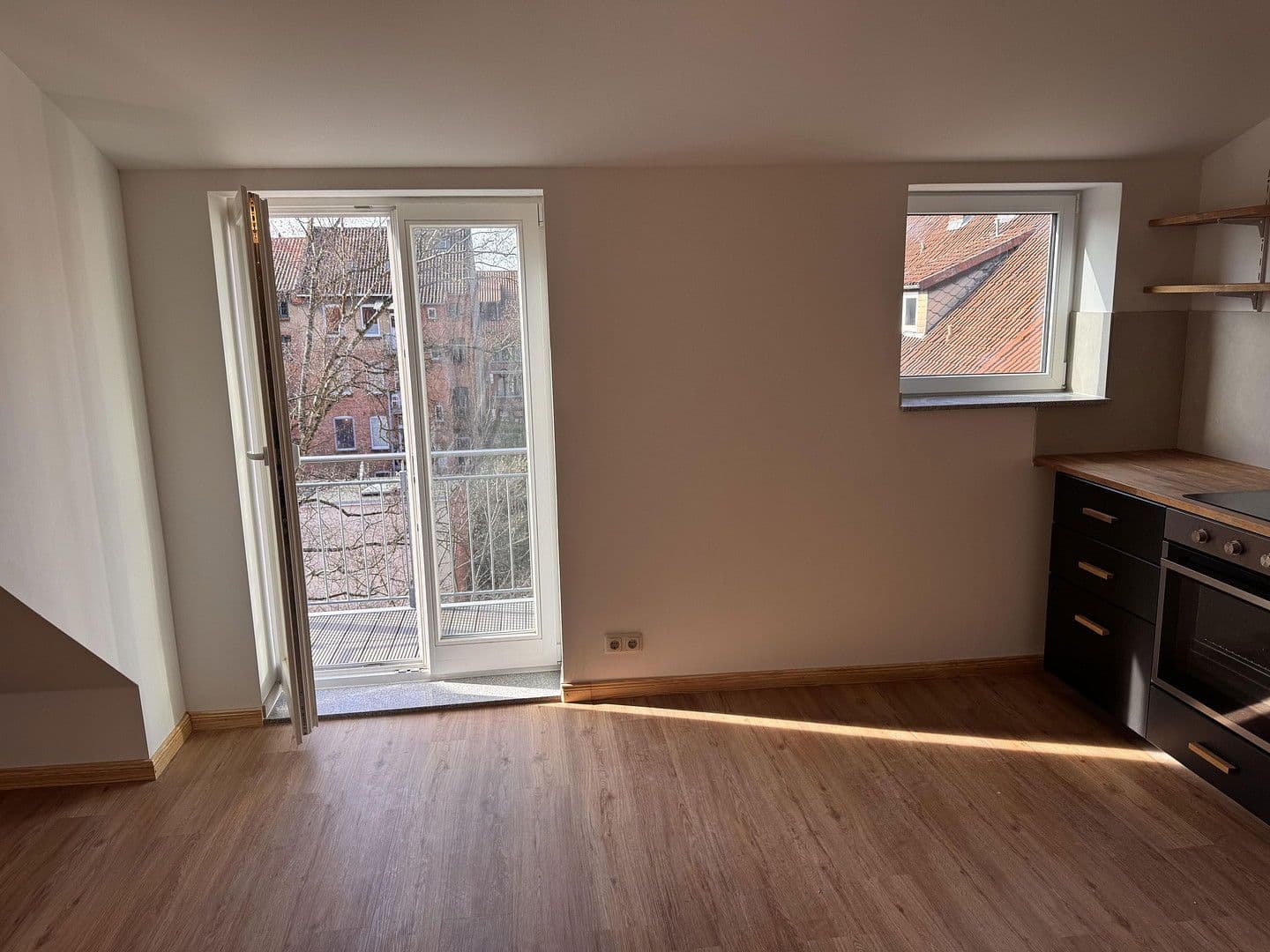 Prenájom bytu 2-izbový 120 m², Henningstraße 12, Lüneburg, Dolné Sasko Prenájom bytu 2-izbový 120 m², Henningstraße 12, Lüneburg, Dolné Sasko