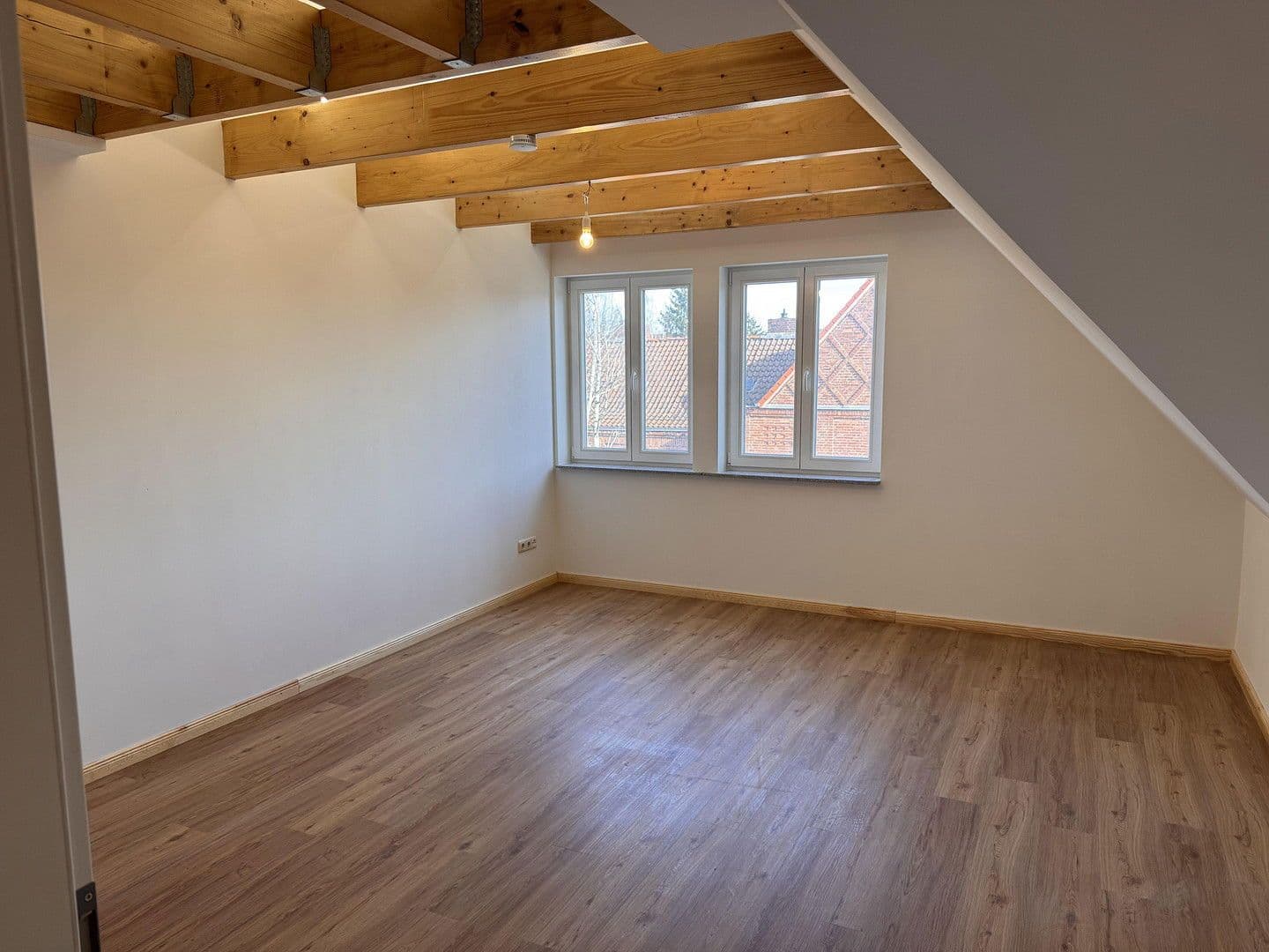 Prenájom bytu 2-izbový 120 m², Henningstraße 12, Lüneburg, Dolné Sasko Prenájom bytu 2-izbový 120 m², Henningstraße 12, Lüneburg, Dolné Sasko