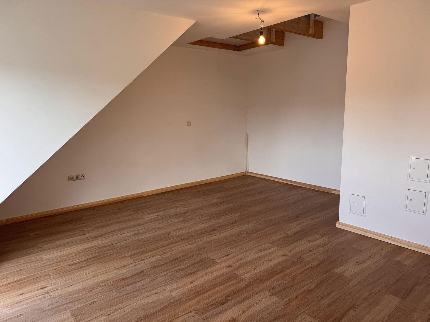 Prenájom bytu 2-izbový 120 m², Henningstraße 12, Lüneburg, Dolné Sasko Prenájom bytu 2-izbový 120 m², Henningstraße 12, Lüneburg, Dolné Sasko