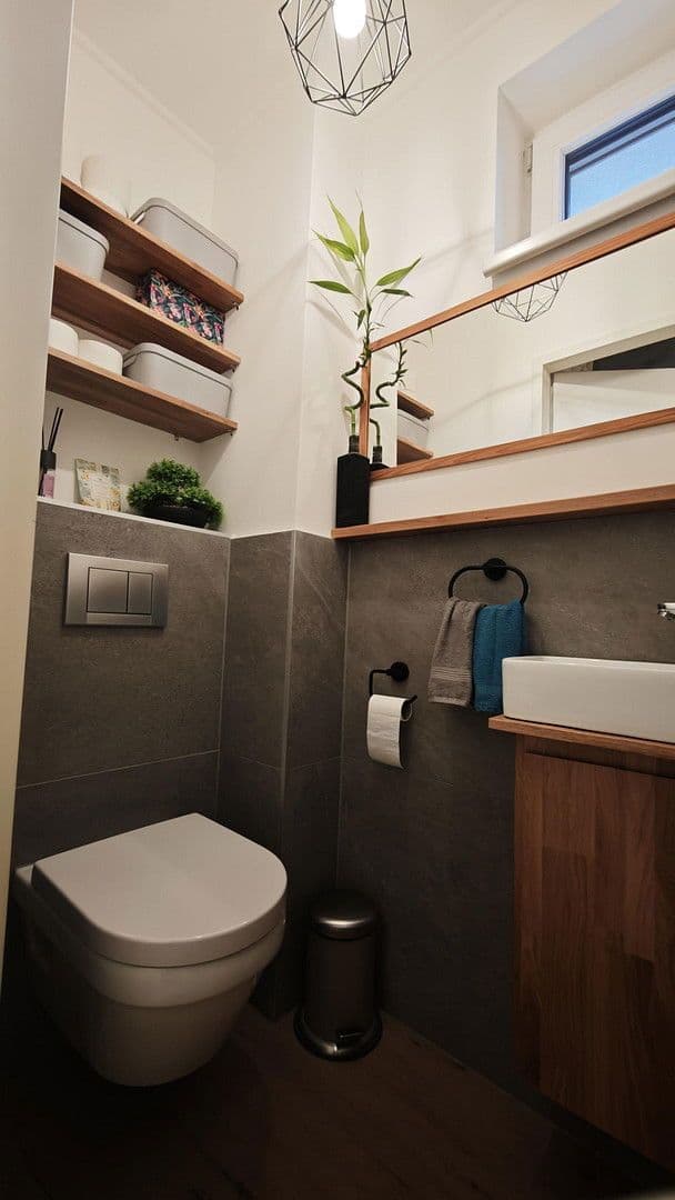 Predaj domu 100 m², pozemek 150 m², Traiskirchen, Dolné Rakúsko Predaj domu 100 m², pozemek 150 m², Traiskirchen, Dolné Rakúsko