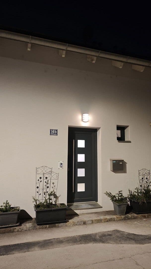 Predaj domu 100 m², pozemek 150 m², Traiskirchen, Dolné Rakúsko Predaj domu 100 m², pozemek 150 m², Traiskirchen, Dolné Rakúsko