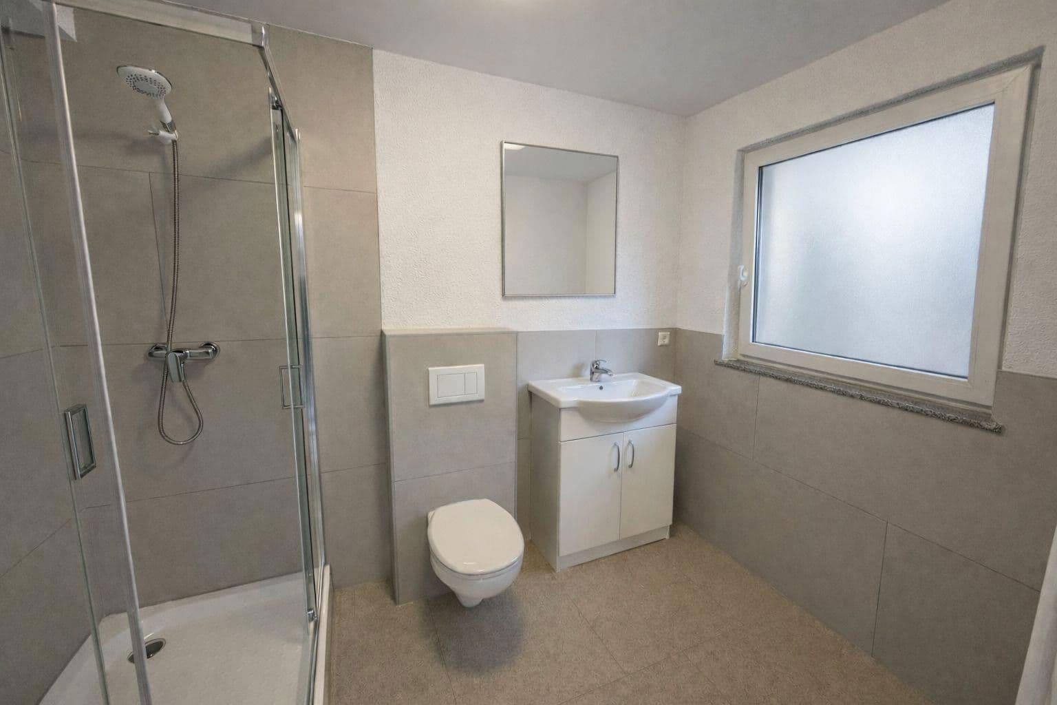 Prenájom bytu 2-izbový 58 m², Mittelstraße 125, Mannheim, Bádensko-Wurttembersko Prenájom bytu 2-izbový 58 m², Mittelstraße 125, Mannheim, Bádensko-Wurttembersko