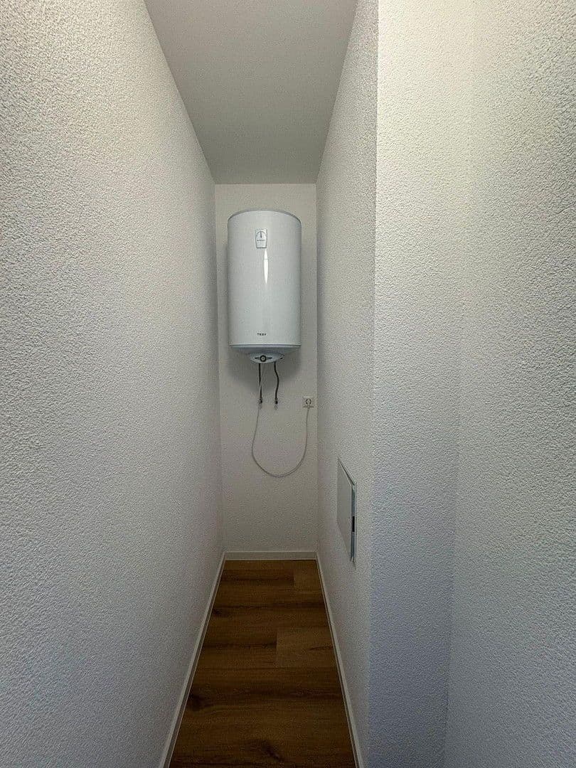 Prenájom bytu 2-izbový 58 m², Mittelstraße 125, Mannheim, Bádensko-Wurttembersko Prenájom bytu 2-izbový 58 m², Mittelstraße 125, Mannheim, Bádensko-Wurttembersko