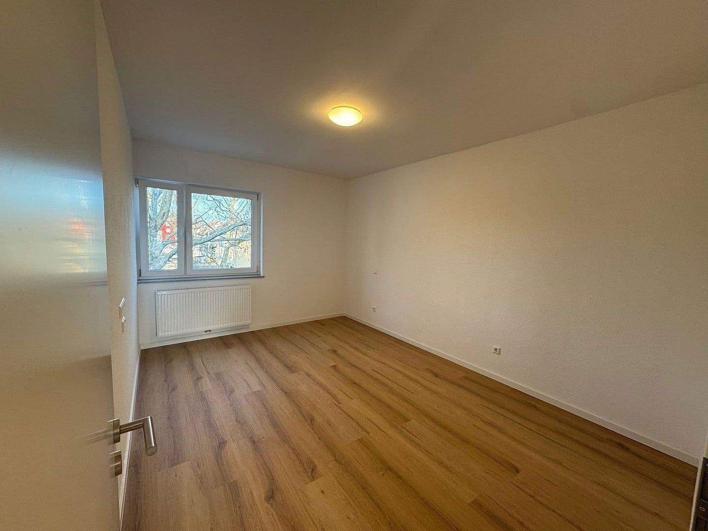 Prenájom bytu 2-izbový 58 m², Mittelstraße 125, Mannheim, Bádensko-Wurttembersko Prenájom bytu 2-izbový 58 m², Mittelstraße 125, Mannheim, Bádensko-Wurttembersko