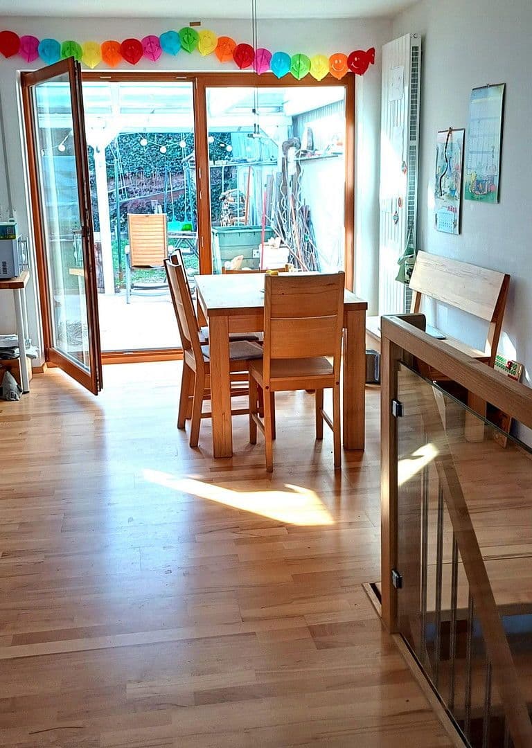 Predaj domu 135 m², pozemek 320 m², Zell am Main, Bavorsko Predaj domu 135 m², pozemek 320 m², Zell am Main, Bavorsko