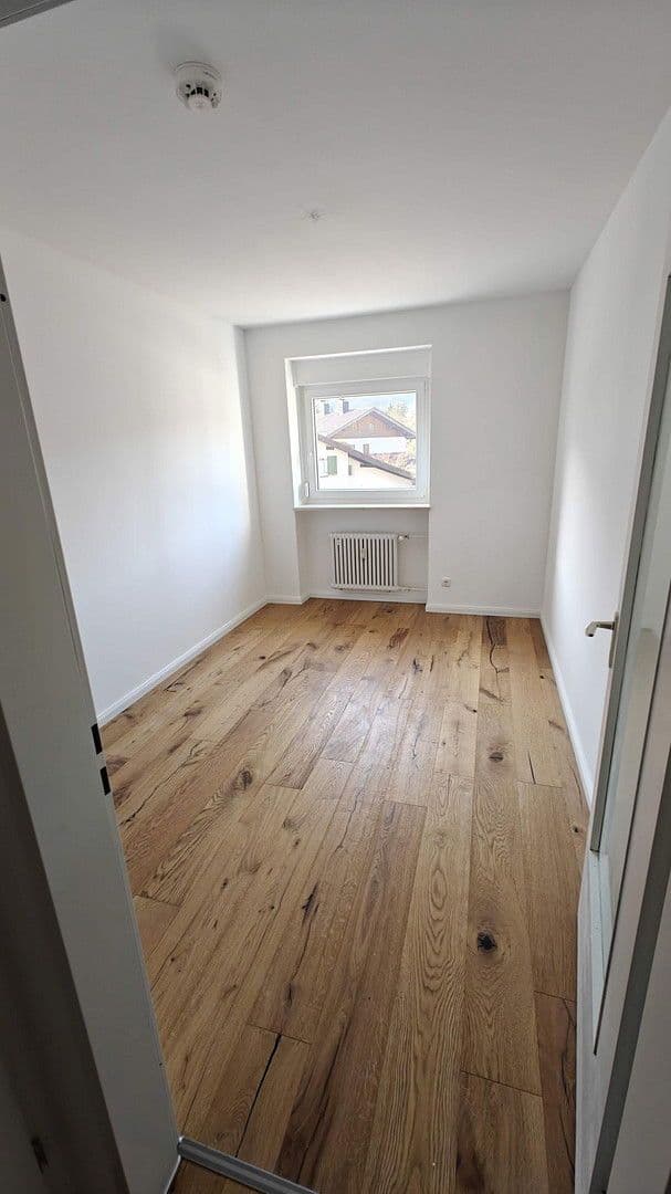 Prenájom bytu 5-izbový 92 m², Archstraße 23, Garmisch-Partenkirchen, Bavorsko Prenájom bytu 5-izbový 92 m², Archstraße 23, Garmisch-Partenkirchen, Bavorsko