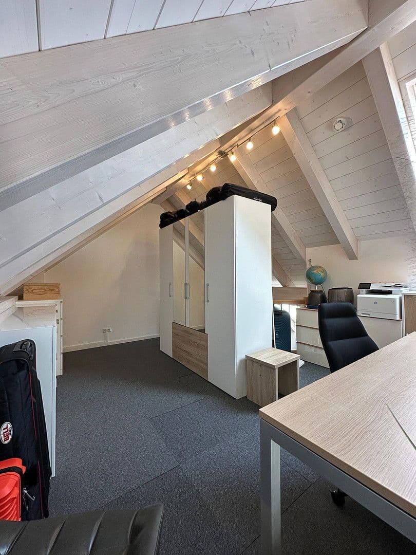 Prenájom bytu 4-izbový 116 m², Hanfelder Str. 7a, Oberbrunn, Bavorsko Prenájom bytu 4-izbový 116 m², Hanfelder Str. 7a, Oberbrunn, Bavorsko