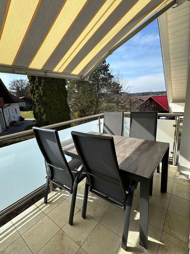 Prenájom bytu 4-izbový 116 m², Hanfelder Str. 7a, Oberbrunn, Bavorsko Prenájom bytu 4-izbový 116 m², Hanfelder Str. 7a, Oberbrunn, Bavorsko