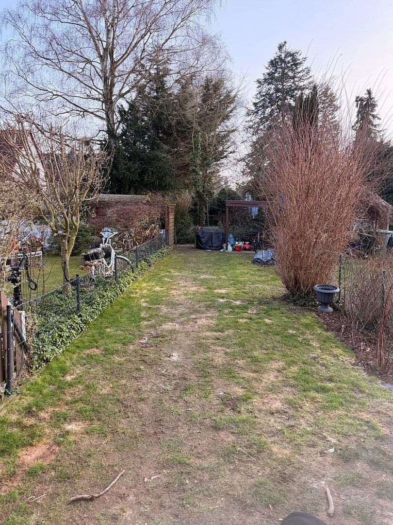 Prenájom domu 89 m², pozemek 165 m², Am Wullwinkel 35, Hannover, Dolné Sasko Prenájom domu 89 m², pozemek 165 m², Am Wullwinkel 35, Hannover, Dolné Sasko