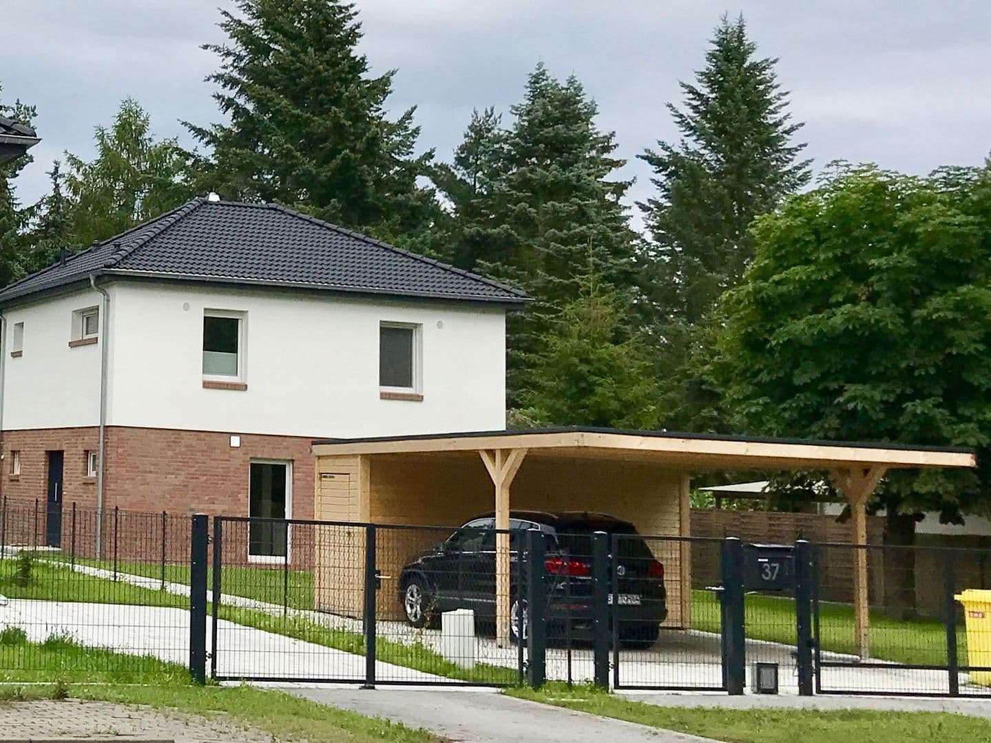 Predaj domu 130 m², pozemek 600 m², Thälmannstr. 37, Wandlitz, Brandenbursko Predaj domu 130 m², pozemek 600 m², Thälmannstr. 37, Wandlitz, Brandenbursko