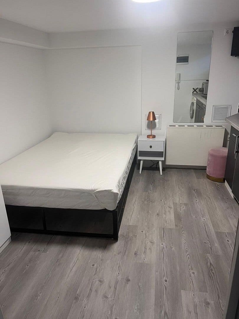 Prenájom bytu 1-izbový 10 m², Grosse Falterstrasse , 58, Stuttgart, Bádensko-Wurttembersko Prenájom bytu 1-izbový 10 m², Grosse Falterstrasse , 58, Stuttgart, Bádensko-Wurttembersko