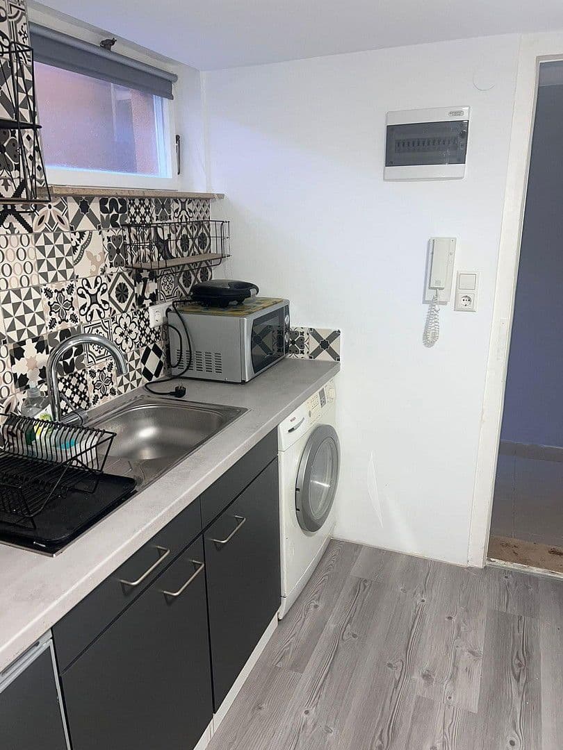 Prenájom bytu 1-izbový 10 m², Grosse Falterstrasse , 58, Stuttgart, Bádensko-Wurttembersko Prenájom bytu 1-izbový 10 m², Grosse Falterstrasse , 58, Stuttgart, Bádensko-Wurttembersko