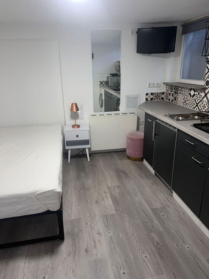 Prenájom bytu 1-izbový 10 m², Grosse Falterstrasse , 58, Stuttgart, Bádensko-Wurttembersko Prenájom bytu 1-izbový 10 m², Grosse Falterstrasse , 58, Stuttgart, Bádensko-Wurttembersko