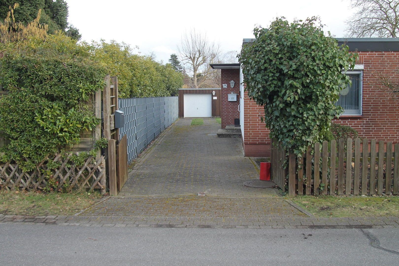 Predaj domu 110 m², pozemek 854 m², Dammworth 12, Winsen (Aller), Dolné Sasko Predaj domu 110 m², pozemek 854 m², Dammworth 12, Winsen (Aller), Dolné Sasko