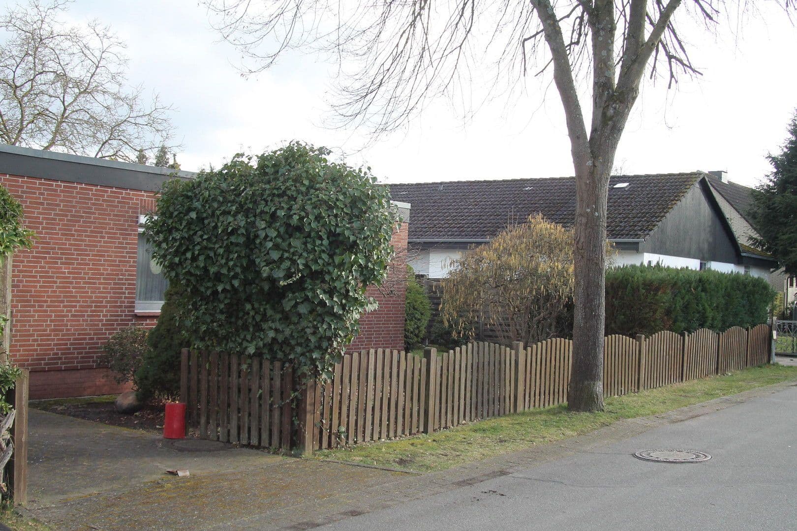 Predaj domu 110 m², pozemek 854 m², Dammworth 12, Winsen (Aller), Dolné Sasko Predaj domu 110 m², pozemek 854 m², Dammworth 12, Winsen (Aller), Dolné Sasko