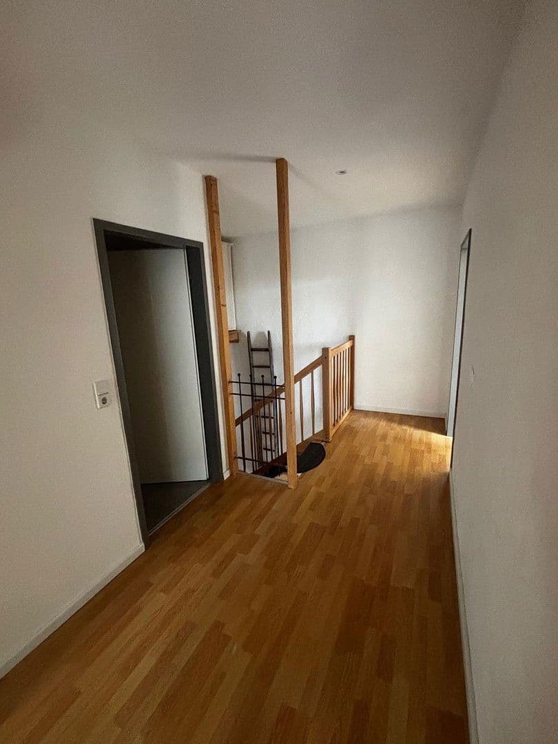 Prenájom bytu 4-izbový 120 m², Breite Straße 7, Eberswalde, Brandenbursko Prenájom bytu 4-izbový 120 m², Breite Straße 7, Eberswalde, Brandenbursko