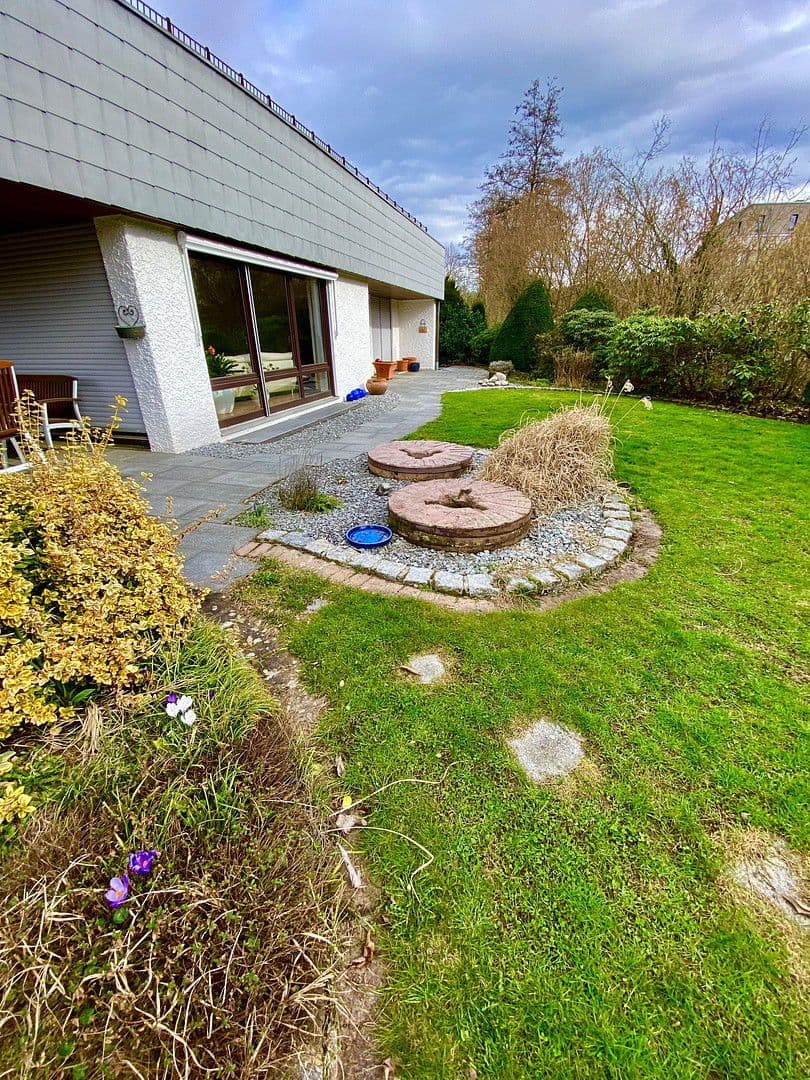 Predaj domu 230 m², pozemek 1.806 m², Am Mühlbach 1, Leinzell, Bádensko-Wurttembersko Predaj domu 230 m², pozemek 1.806 m², Am Mühlbach 1, Leinzell, Bádensko-Wurttembersko