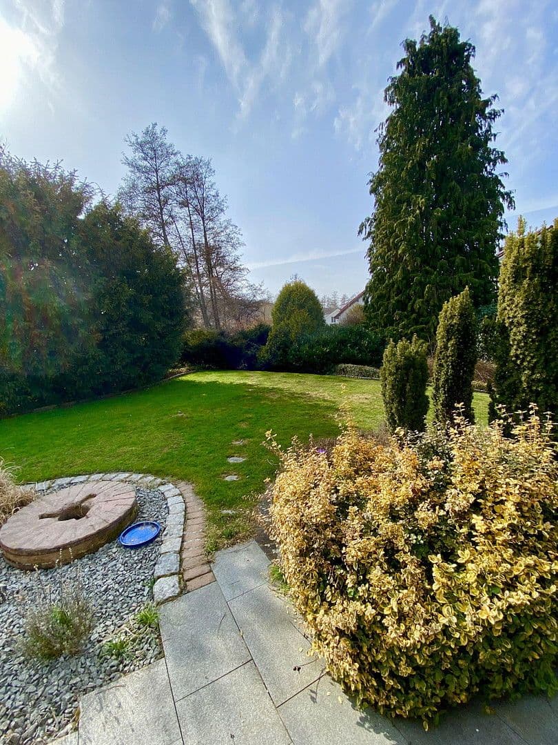 Predaj domu 230 m², pozemek 1.806 m², Am Mühlbach 1, Leinzell, Bádensko-Wurttembersko Predaj domu 230 m², pozemek 1.806 m², Am Mühlbach 1, Leinzell, Bádensko-Wurttembersko