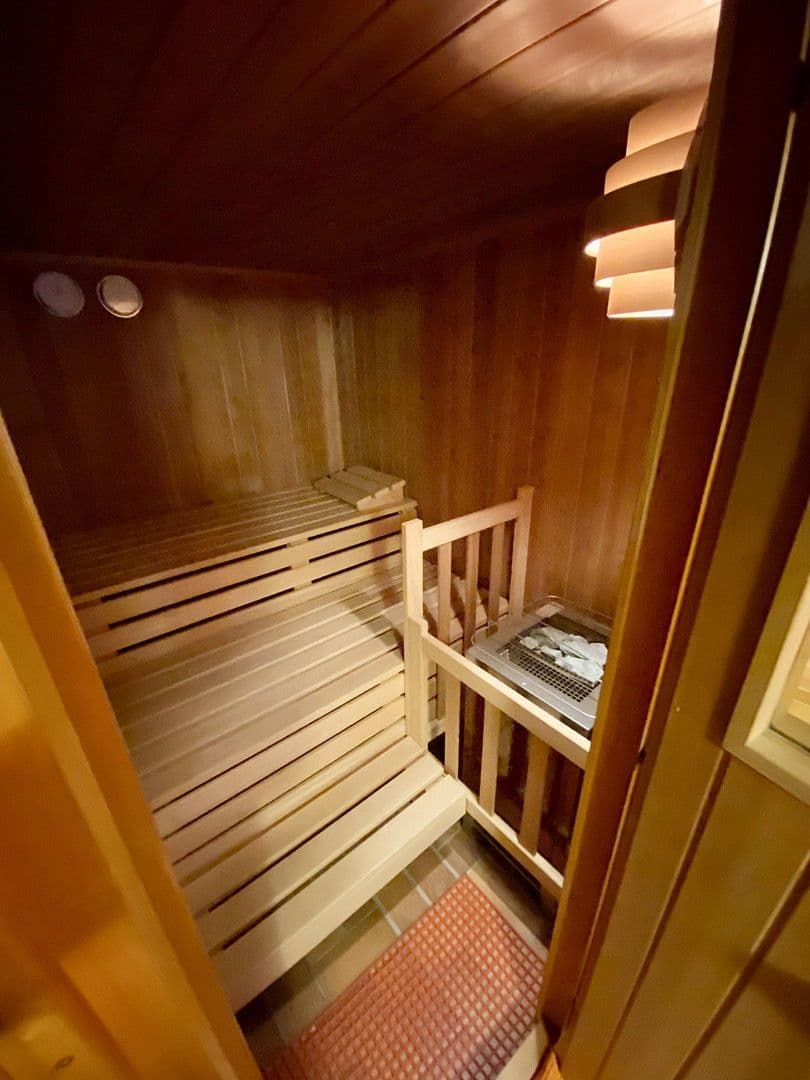 Predaj domu 230 m², pozemek 1.806 m², Am Mühlbach 1, Leinzell, Bádensko-Wurttembersko Predaj domu 230 m², pozemek 1.806 m², Am Mühlbach 1, Leinzell, Bádensko-Wurttembersko