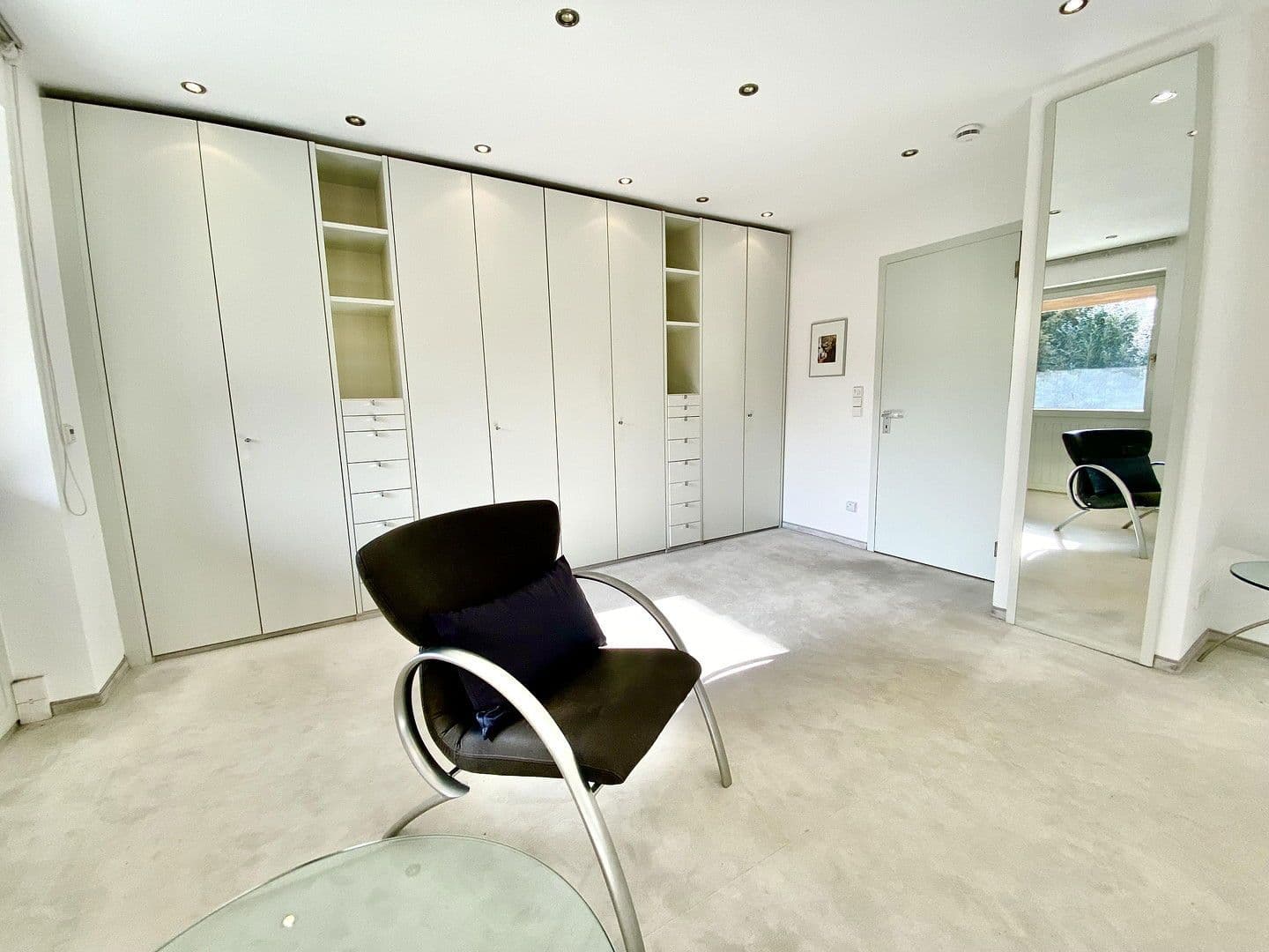 Predaj domu 230 m², pozemek 1.806 m², Am Mühlbach 1, Leinzell, Bádensko-Wurttembersko Predaj domu 230 m², pozemek 1.806 m², Am Mühlbach 1, Leinzell, Bádensko-Wurttembersko