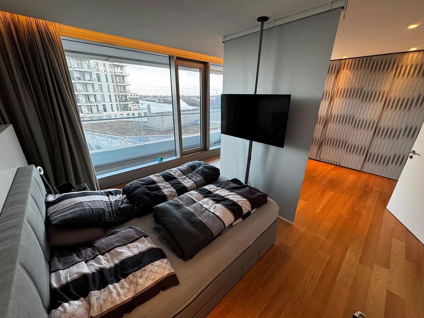 Prenájom bytu 2-izbový 134 m², Am Strandkai 3, Hamburg, Hamburg Prenájom bytu 2-izbový 134 m², Am Strandkai 3, Hamburg, Hamburg